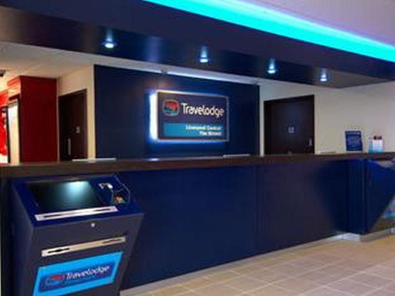 Travelodge Liverpool Central The Strand Exterior foto