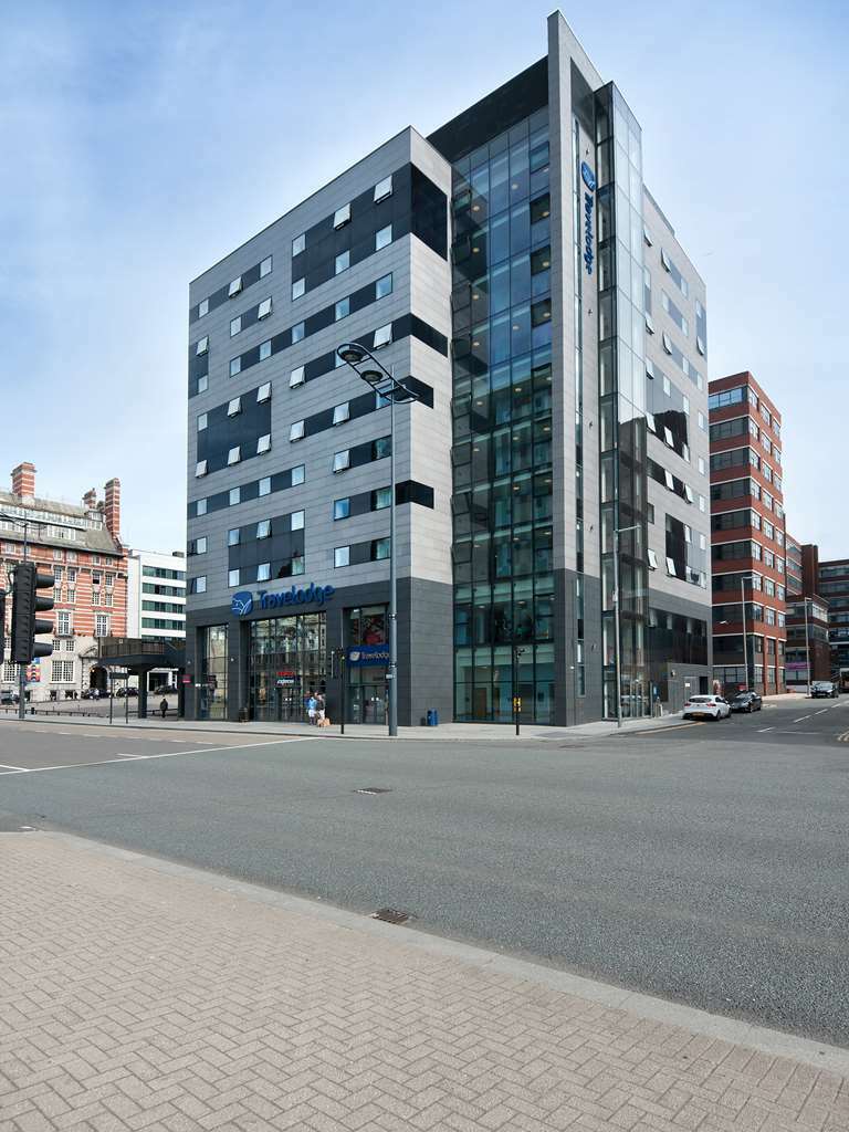 Travelodge Liverpool Central The Strand Exterior foto